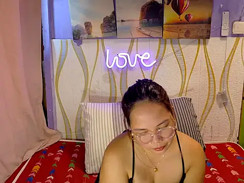 Snapshot of BURBERRY69 chatting on 6, 3, 2026 BURBERRY69 online show from 6, 3, 2026