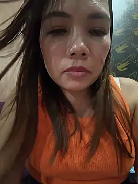 BURBERRY69 online show from 25, 4, 2026
