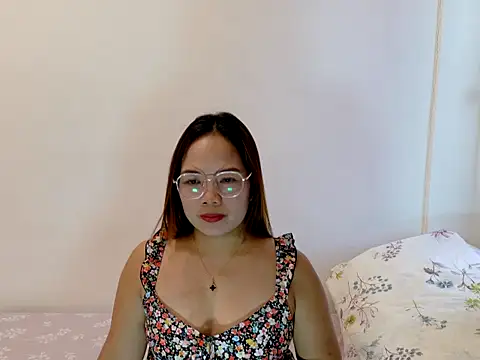 BURBERRY69 online show from 8, 5, 2026