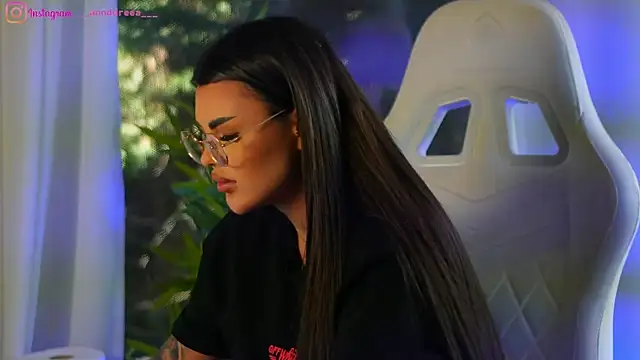 perfectt33n online show from 23, 1, 2025