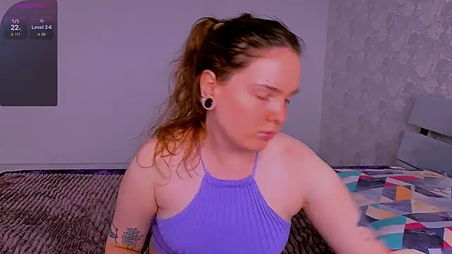 Janie JJ Curvie online show from 28, 6, 2026