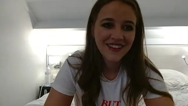 Snapshot of Neonstar chatting on 5, 12, 2024 Neonstar online show from 5, 12, 2024