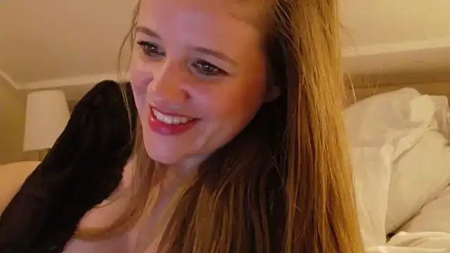 Snapshot of Neonstar chatting on 18, 3, 2025 Neonstar online show from 18, 3, 2025