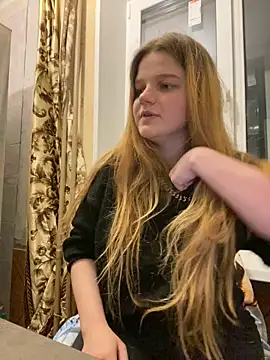 Snapshot of -MimmiLissa- chatting on 14, 10, 2025 -MimmiLissa- online show from 14, 10, 2025