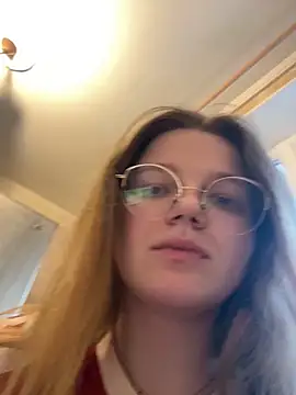 Snapshot of -MimmiLissa- chatting on 4, 2, 2026 -MimmiLissa- online show from 4, 2, 2026