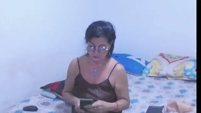Snapshot of sexycristina_2 chatting on 2, 7, 2026 sexycristina 2 online show from 2, 7, 2026