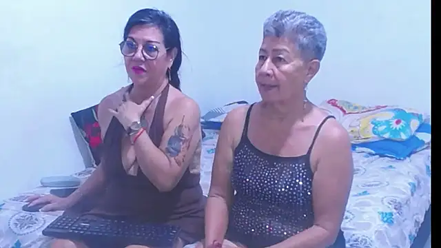 Snapshot of sexycristina_2 chatting on 14, 7, 2026 sexycristina 2 online show from 14, 7, 2026