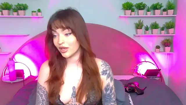 Snapshot of AnnaLeiBabestation chatting on 29, 10, 2025 AnnaLeiBabestation online show from 29, 10, 2025