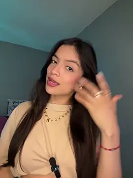 Snapshot of Sammy_pink chatting on 5, 3, 2025 Sammy pink online show from 5, 3, 2025