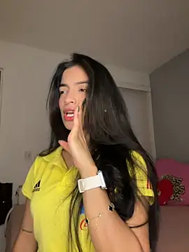 Snapshot of Sammy_pink chatting on 18, 11, 2025 Sammy pink online show from 18, 11, 2025