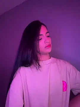 Snapshot of Sammy_pink chatting on 1, 3, 2026 Sammy pink online show from 1, 3, 2026