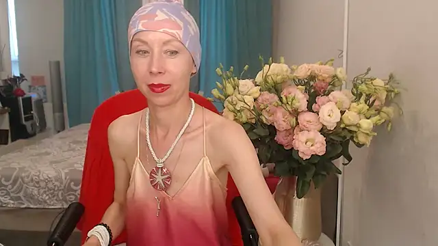 LuxuryNika online show from 18, 7, 2026