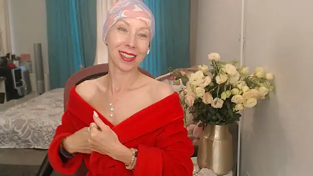 LuxuryNika online show from 23, 7, 2026