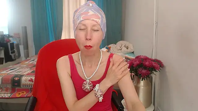 LuxuryNika online show from 30, 7, 2026