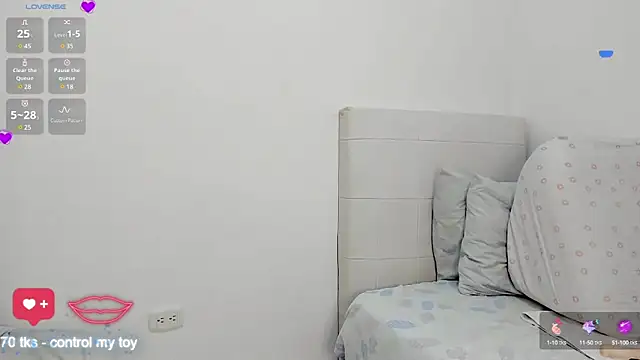 Snapshot of AlexxandraRivera chatting on 7, 2, 2025 AlexxandraRivera online show from 7, 2, 2025