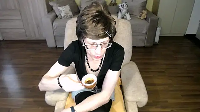 clementine online show from 11, 5, 2026