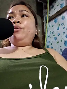 XXLorie 02 online show from 25, 4, 2026