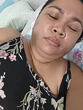 XXLorie 02 online show from 2, 6, 2026