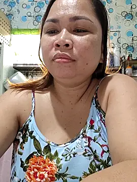 XXLorie 02 online show from 16, 6, 2026