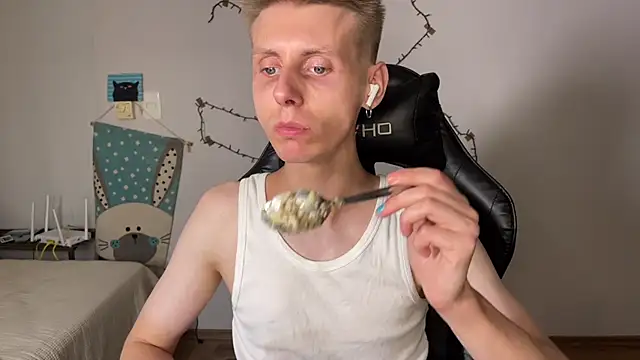 vladdymeow online show from 18, 2, 2025