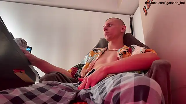 vladdymeow online show from 28, 10, 2025