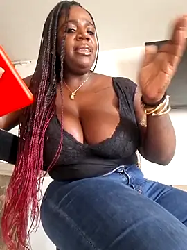 Snapshot of Adrilovechocolate chatting on 22, 5, 2026 Adrilovechocolate online show from 22, 5, 2026
