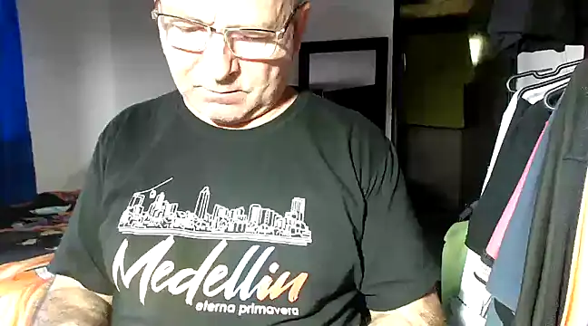 Snapshot of ferdinad20 chatting on 23, 1, 2025 ferdinad20 online show from 23, 1, 2025