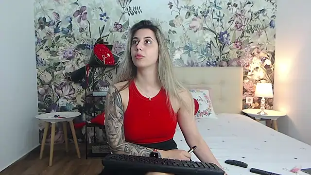 RoseDiamond06 online show from 30, 4, 2026