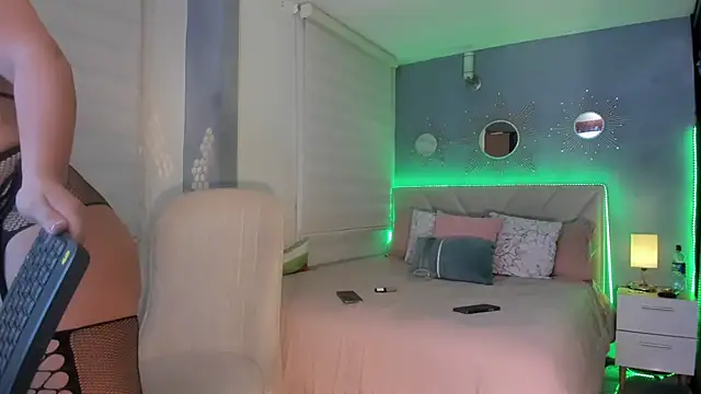 Snapshot of sexycouple4u chatting on 15, 3, 2026 sexycouple4u online show from 15, 3, 2026