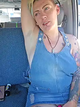 PinkTheHawk online show from 11, 1, 2025