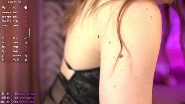 Snapshot of our_crazyworld chatting on 27, 1, 2025 our crazyworld online show from 27, 1, 2025