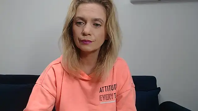 MysticCreature online show from 2, 2, 2025