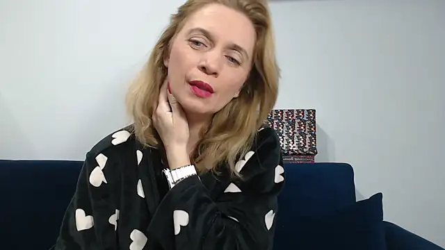 Snapshot of MysticCreature chatting on 28, 3, 2026 MysticCreature online show from 28, 3, 2026