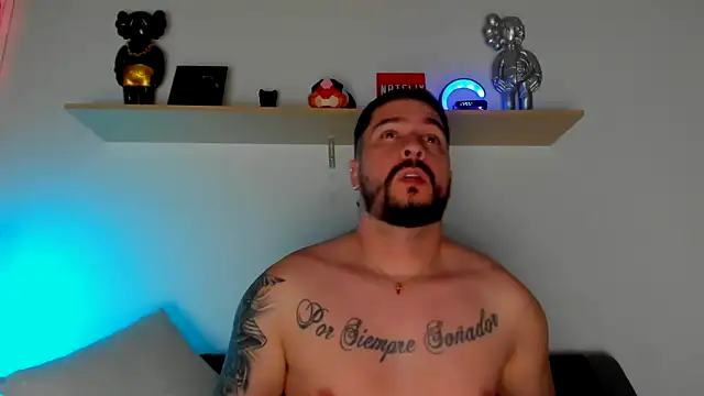 camilo restrepo21 online show from 26, 2, 2025