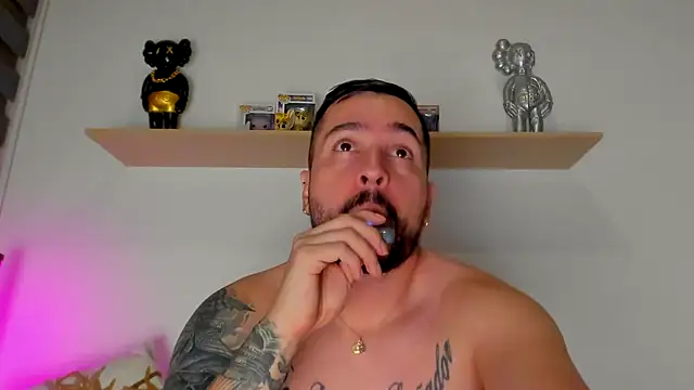 camilo restrepo21 online show from 17, 10, 2025