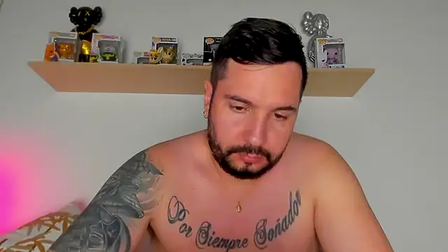 camilo restrepo21 online show from 19, 12, 2025