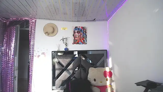 Salo hot04 online show from 22, 3, 2025