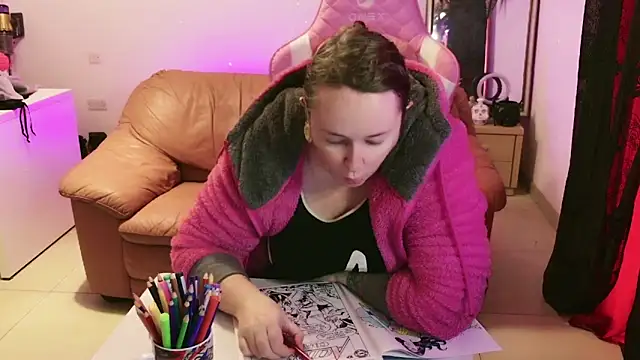 kisicaxx online show from 12, 1, 2025