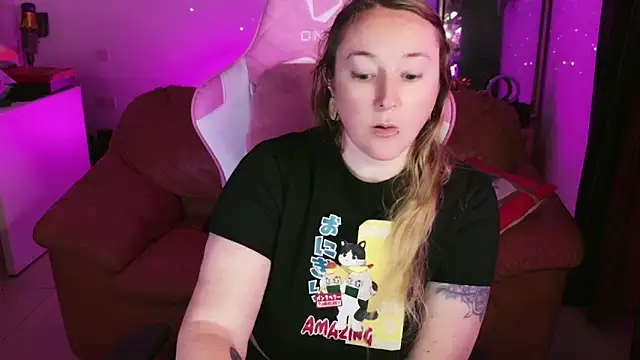 kisicaxx online show from 19, 1, 2025