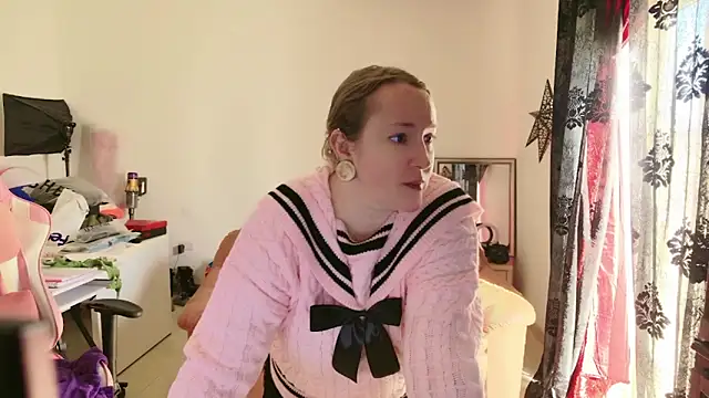 kisicaxx online show from 27, 1, 2025