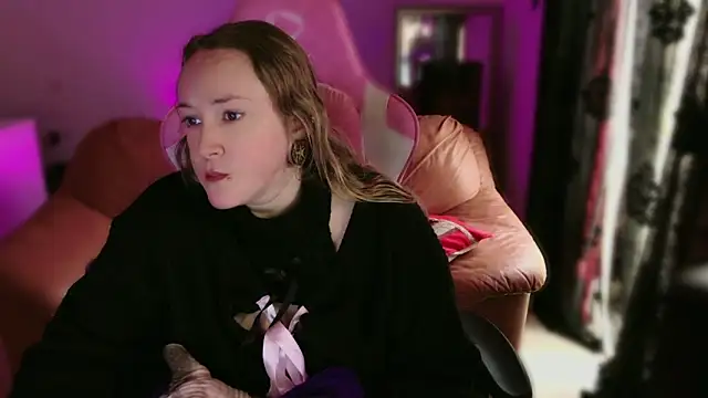 kisicaxx online show from 20, 2, 2025