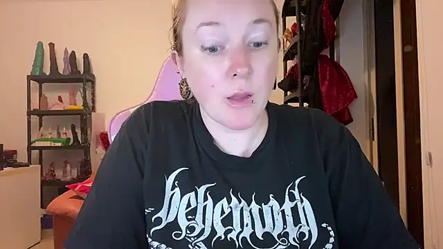 kisicaxx online show from 31, 7, 2026