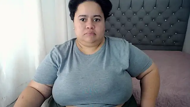 hotlesby4uxxx online show from 11, 12, 2024