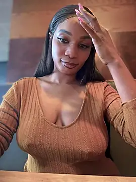 Snapshot of __Nessa__ chatting on 22, 3, 2025 Nessa online show from 22, 3, 2025