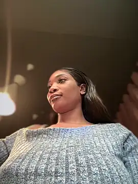 Snapshot of __Nessa__ chatting on 10, 10, 2025 Nessa online show from 10, 10, 2025