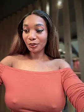 Snapshot of __Nessa__ chatting on 31, 10, 2025 Nessa online show from 31, 10, 2025