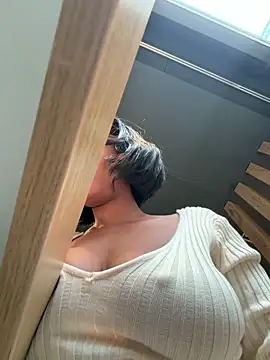 Snapshot of __Nessa__ chatting on 22, 2, 2026 Nessa online show from 22, 2, 2026