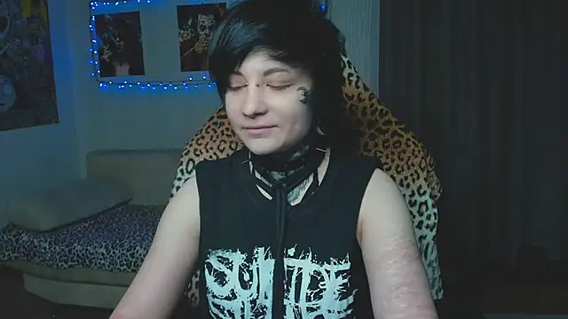 Snapshot of acid_trip1l chatting on 15, 10, 2025 acid trip1l online show from 15, 10, 2025