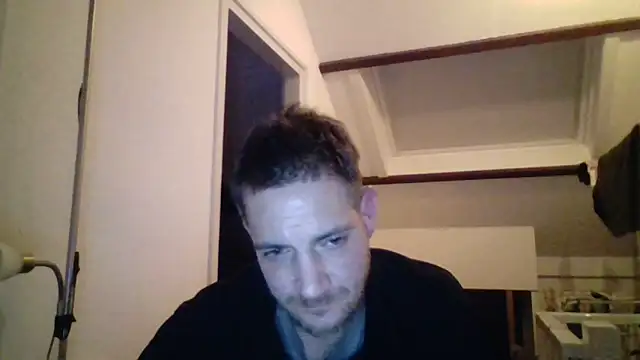 Snapshot of Bizzyjustin chatting on 22, 3, 2026 Bizzyjustin online show from 22, 3, 2026