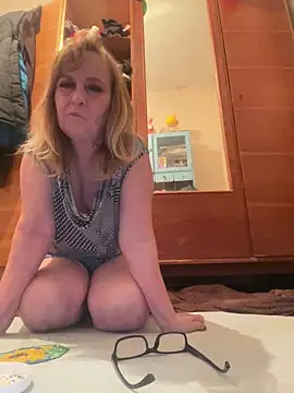 Irina2909xh online show from 28, 2, 2026